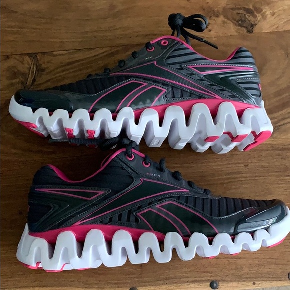 Reebok Shoes - Reebok Women’s Zig Activate - Size 10